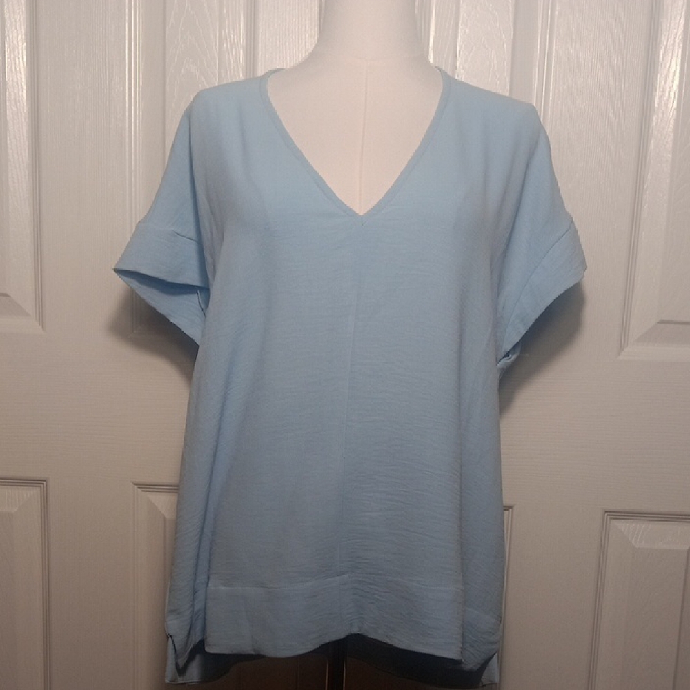 JODIFL Light/Pale Blue V-Neck Blouse